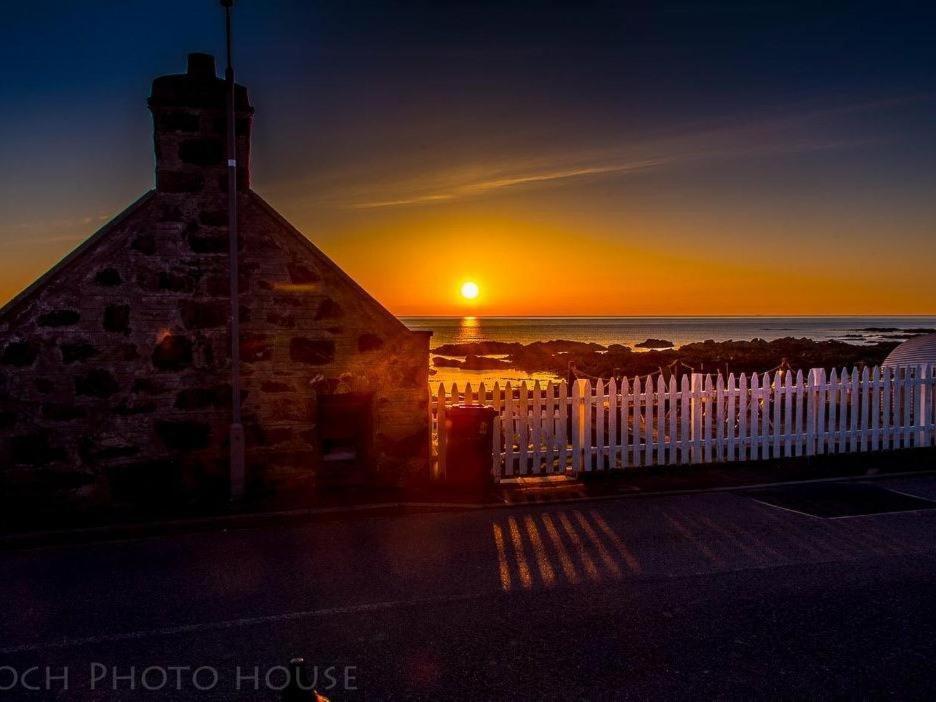 Pew With A View - Seafront Cottages Sandhaven Extérieur photo
